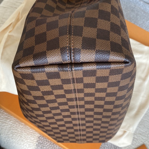 Louis Vuitton Graceful MM hobo100% authentic - Picture 8 of 16